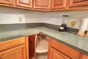 103 Cassie St, Port O'Connor, TX 77982 - Photo 9