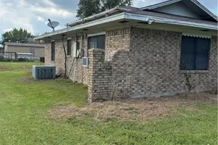 350 Grand, Placedo, TX 77977 - Photo 3