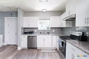 921 S 11th St, Temple, TX 76504 - Photo 9