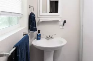 921 S 11th St, Temple, TX 76504 - Photo 23