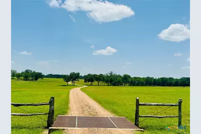 1020 E Fm 532, Hallettsville, TX 77964 - Photo 5