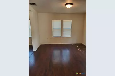 826 N Bowie Street, Seguin, TX 78155 - Photo 3