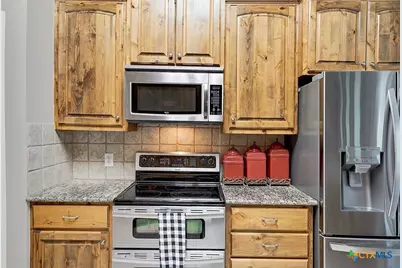 162 Champions Boulevard, La Vernia, TX 78121 - Photo 13