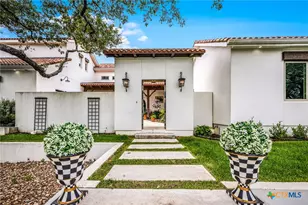 1607 Bordeaux Blanc, New Braunfels, TX 78132 - Photo 15