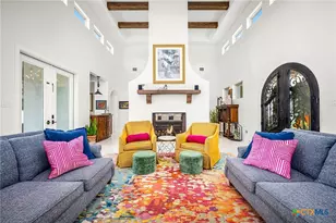 1607 Bordeaux Blanc, New Braunfels, TX 78132 - Photo 17