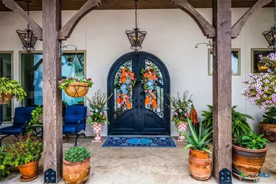 1607 Bordeaux Blanc, New Braunfels, TX 78132 - Photo 11