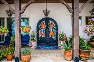 1607 Bordeaux Blanc, New Braunfels, TX 78132 - Photo 11