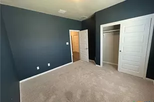 3512 Donald Dr, Seguin, TX 78155 - Photo 5