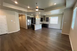 3512 Donald Dr, Seguin, TX 78155 - Photo 13