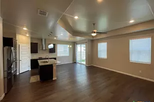 3512 Donald Dr, Seguin, TX 78155 - Photo 11