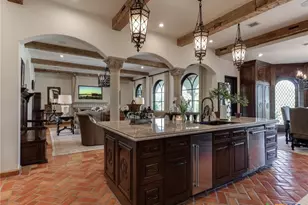 208 Creekridge Dr, Victoria, TX 77904 - Photo 13