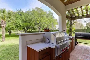 208 Creekridge Dr, Victoria, TX 77904 - Photo 29