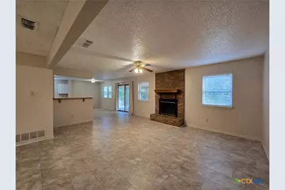 421 Carothers Street, Copperas Cove, TX 76522 - Photo 5