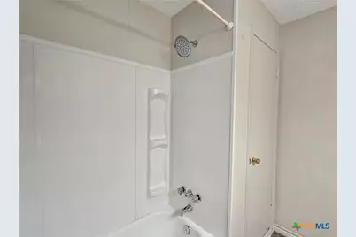 421 Carothers Street, Copperas Cove, TX 76522 - Photo 17
