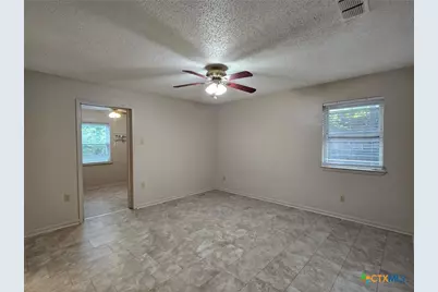 421 Carothers Street, Copperas Cove, TX 76522 - Photo 11