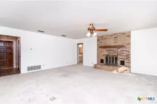 3065 Summit Dr, Belton, TX 76513 - Photo 13