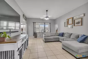 327 Amaryllis, New Braunfels, TX 78132 - Photo 7