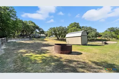 415 Lazy Lane, San Marcos, TX 78666 - Photo 43