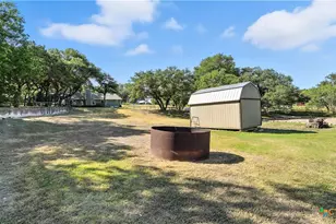 415 Lazy Ln, San Marcos, TX 78666 - Photo 43