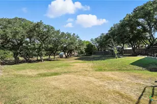 415 Lazy Ln, San Marcos, TX 78666 - Photo 41