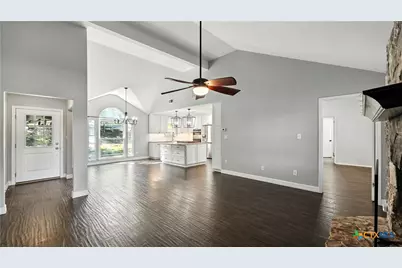 415 Lazy Lane, San Marcos, TX 78666 - Photo 9