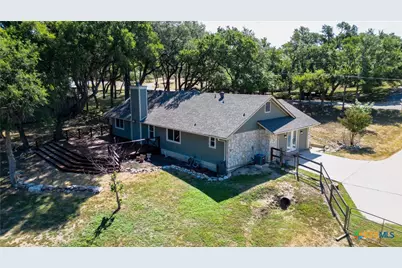 415 Lazy Lane, San Marcos, TX 78666 - Photo 5