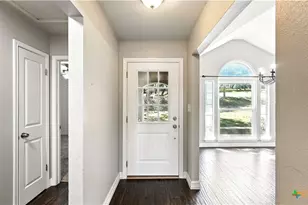 415 Lazy Ln, San Marcos, TX 78666 - Photo 7