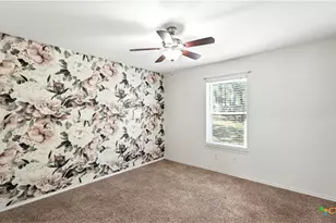 415 Lazy Ln, San Marcos, TX 78666 - Photo 37