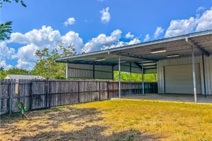 90 Honey Dr, Victoria, TX 77904 - Photo 11