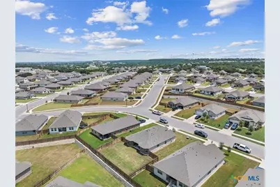 2402 Freddie L. Nichols Sr. Drive, Harker Heights, TX 76548 - Photo 35