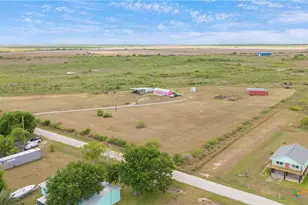 482 La Lucia St, Port Lavaca, TX 77979 - Photo 19