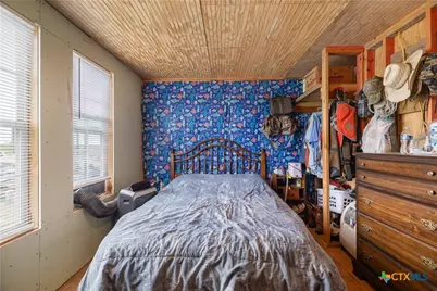 482 La Lucia Street, Port Lavaca, TX 77979 - Photo 9