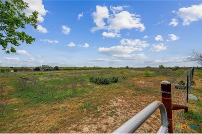 430 Watts Road, Kingsbury, TX 78638 - Photo 31