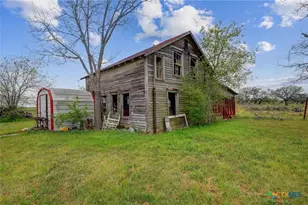 430 Watts Rd, Kingsbury, TX 78638 - Photo 27