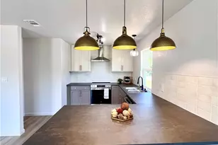 713 S 30th St, Temple, TX 76501 - Photo 17