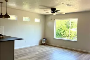 713 S 30th St, Temple, TX 76501 - Photo 13