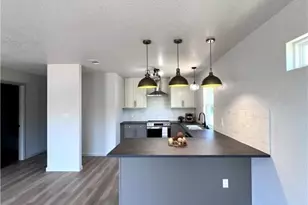 713 S 30th St, Temple, TX 76501 - Photo 15