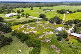 275 & 279 Cross Rd, Kingsbury, TX 78638 - Photo 1