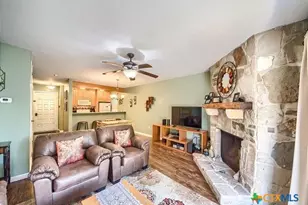 406 T Bar M Dr, New Braunfels, TX 78132 - Photo 3