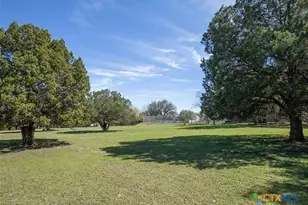 406 T Bar M Dr, New Braunfels, TX 78132 - Photo 21