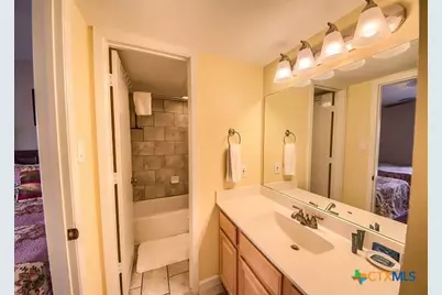 406 T Bar M Drive, New Braunfels, TX 78132 - Photo 15