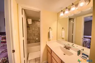 406 T Bar M Dr, New Braunfels, TX 78132 - Photo 15