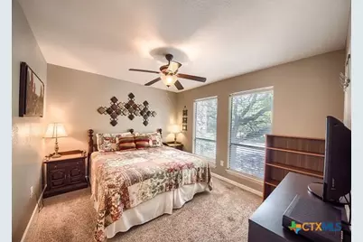 406 T Bar M Drive, New Braunfels, TX 78132 - Photo 9