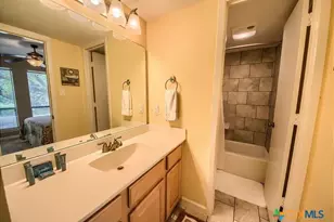 406 T Bar M Dr, New Braunfels, TX 78132 - Photo 11