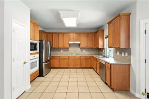 2028 Heaton Hall Dr, New Braunfels, TX 78130 - Photo 7