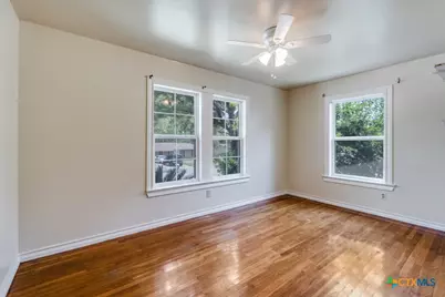 663 Lockener Avenue, New Braunfels, TX 78130 - Photo 21