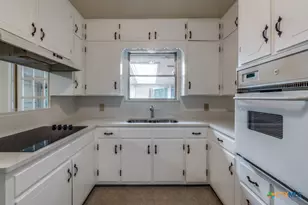 663 Lockener Ave, New Braunfels, TX 78130 - Photo 17