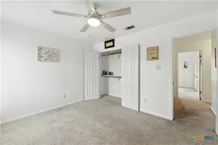 2410 Royal Crest Cir, Killeen, TX 76549 - Photo 17