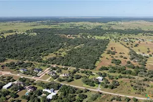 000 Pura Vida Rd, Inez, TX 77968 - Photo 13
