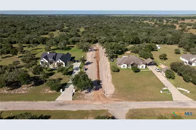 000 Pura Vida Road, Inez, TX 77968 - Photo 17